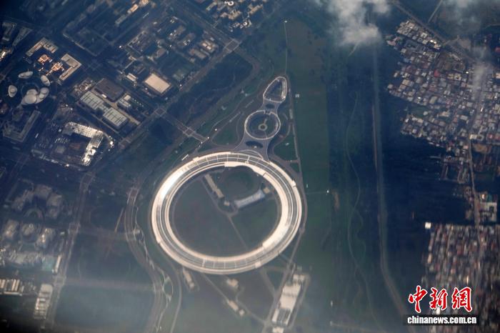 【中新网】亮度可达太阳1万亿倍 中国首个高能同步辐射光源通过工艺验收